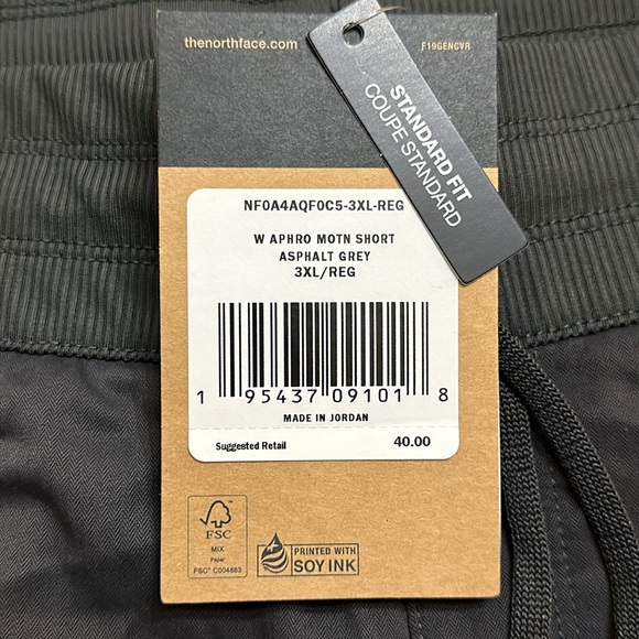 NWT The North Face XXL flash dry shorts - Picture 2 of 5